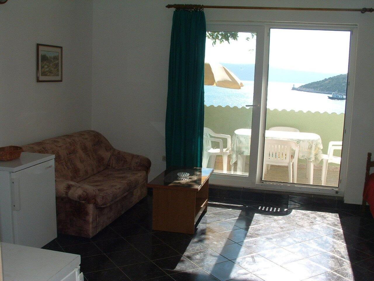 Apartments Tonka Vinišće Εξωτερικό φωτογραφία