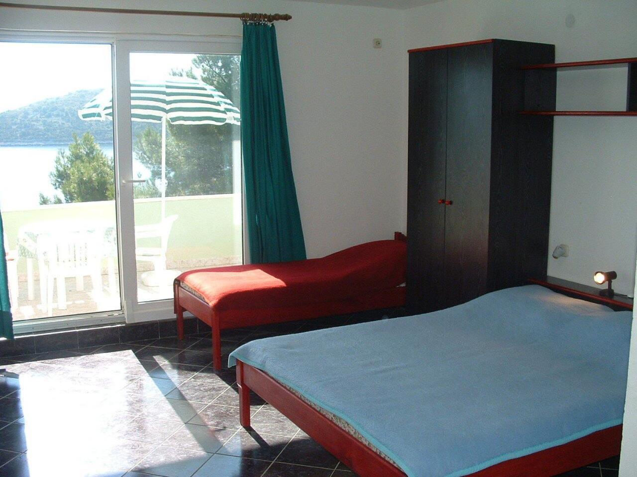 Apartments Tonka Vinišće Εξωτερικό φωτογραφία
